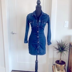 👗Zara stretchy denim dress XS